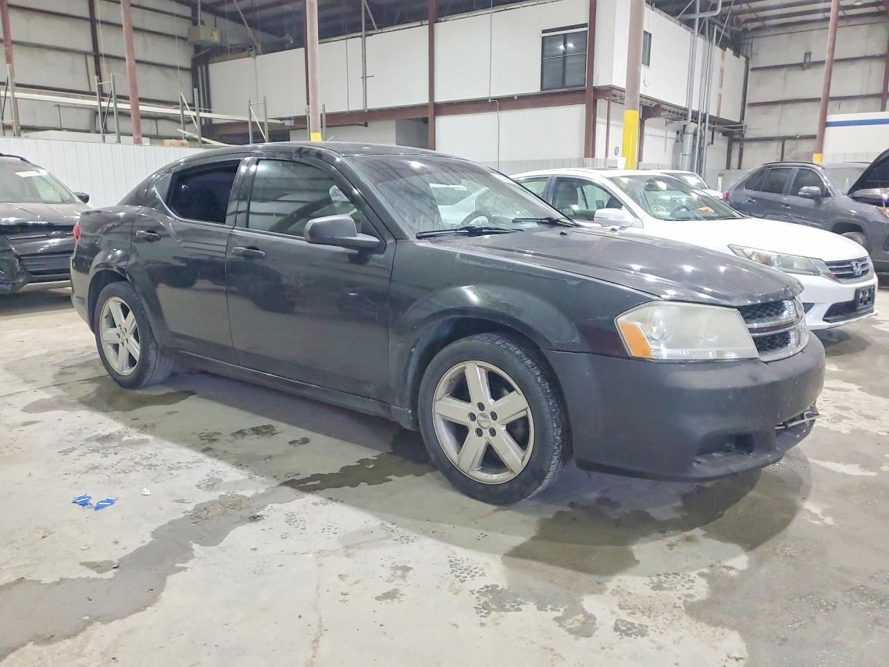 2013 DODGE AVENGER SE photo 10