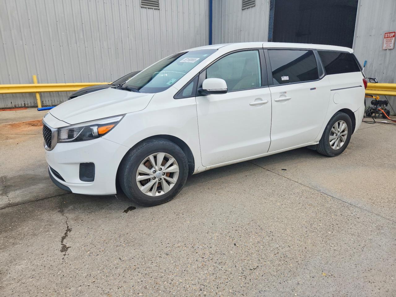 2017 KIA SEDONA