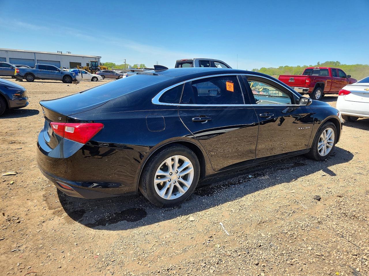 2018 CHEVROLET MALIBU LT photo 5