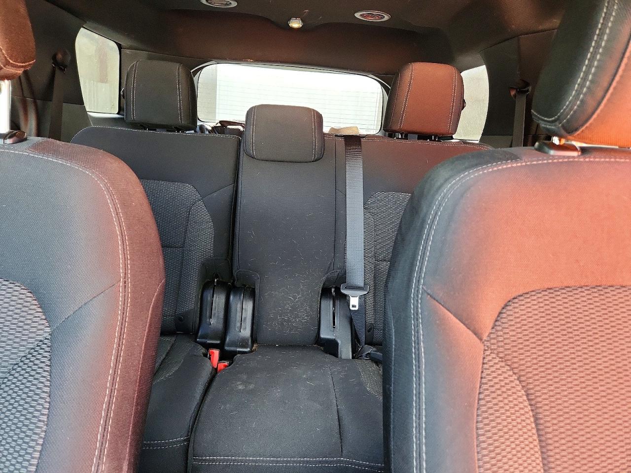 2017 FORD EXPLORER XLT photo 28