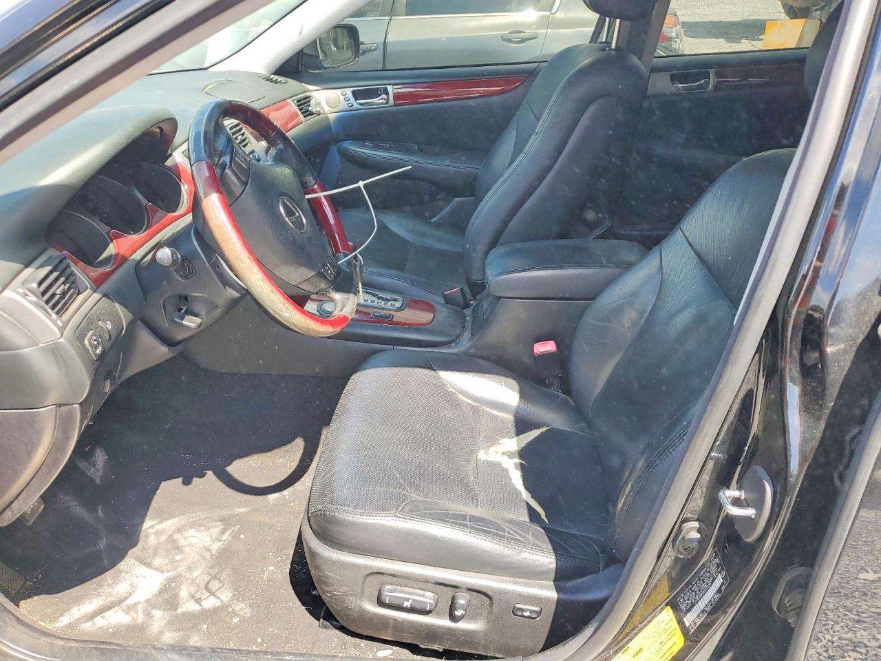 2005 LEXUS ES 330 photo 13