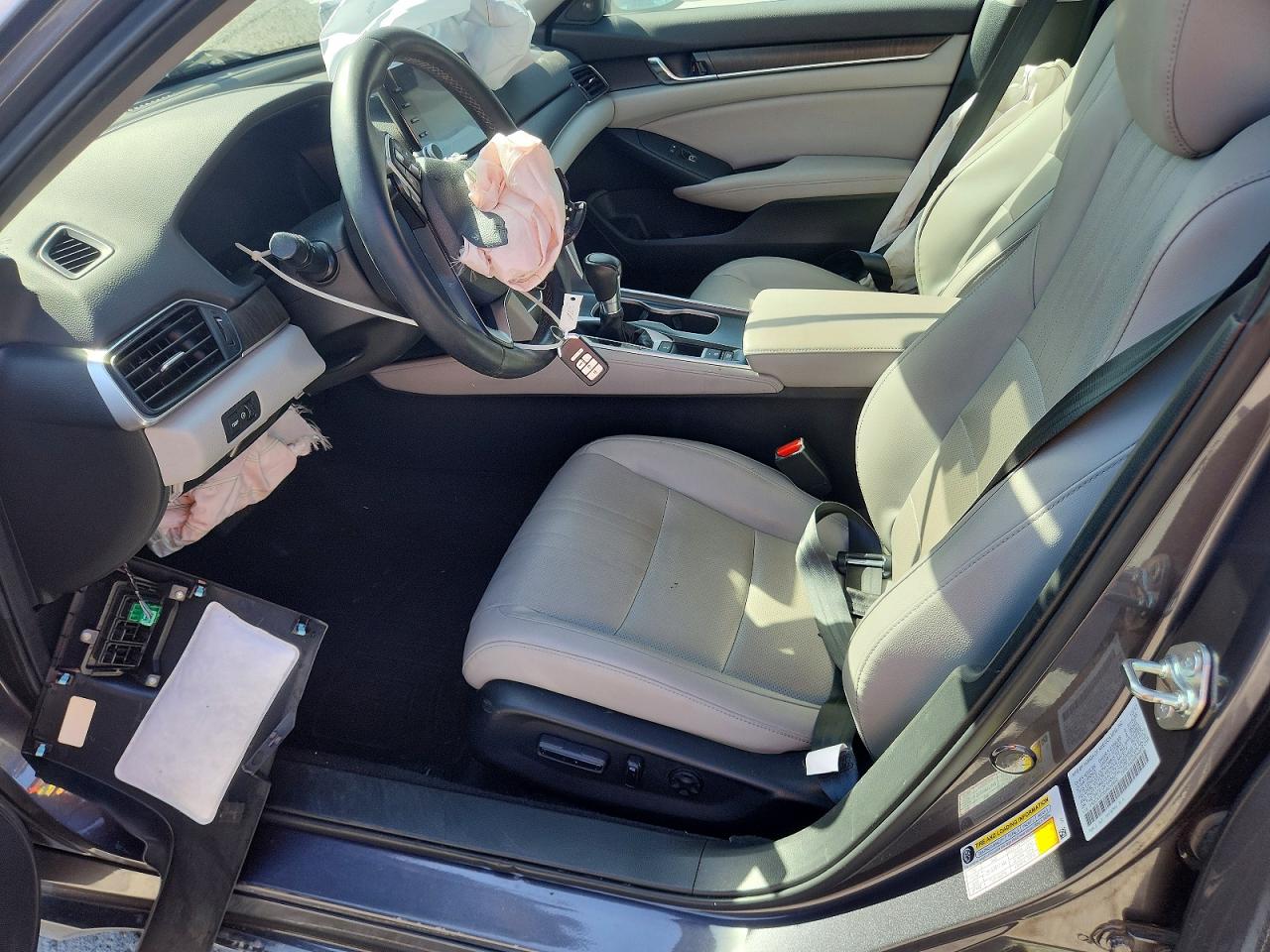 2018 HONDA ACCORD EXL photo 13