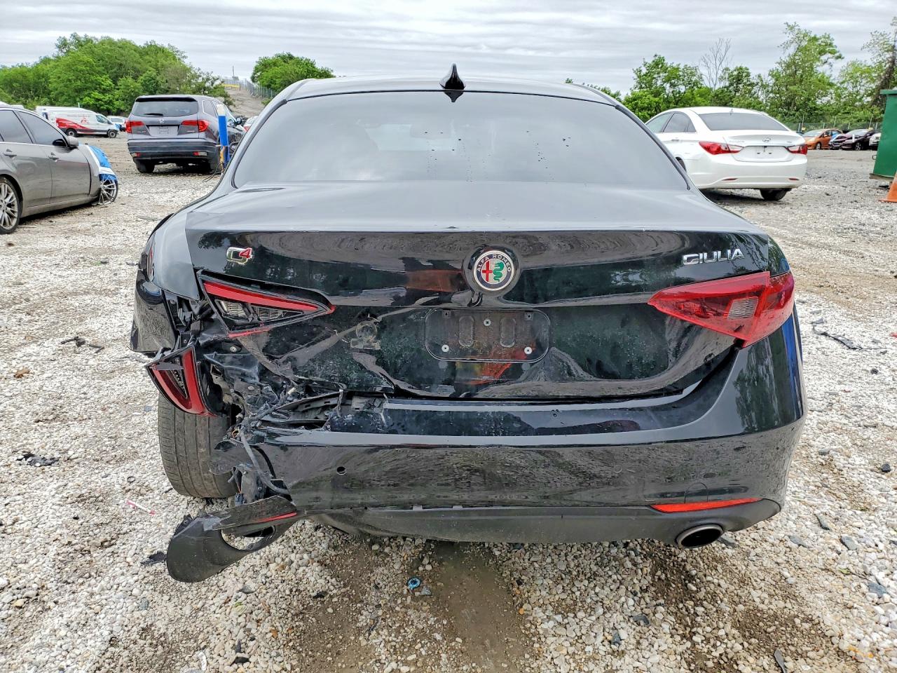 2019 ALFA ROMEO GIULIA photo 11