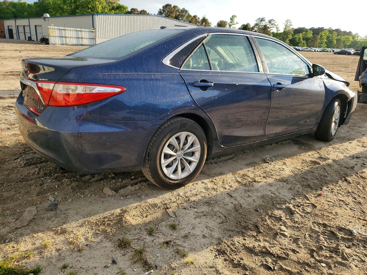 2016 TOYOTA CAMRY LE photo 7