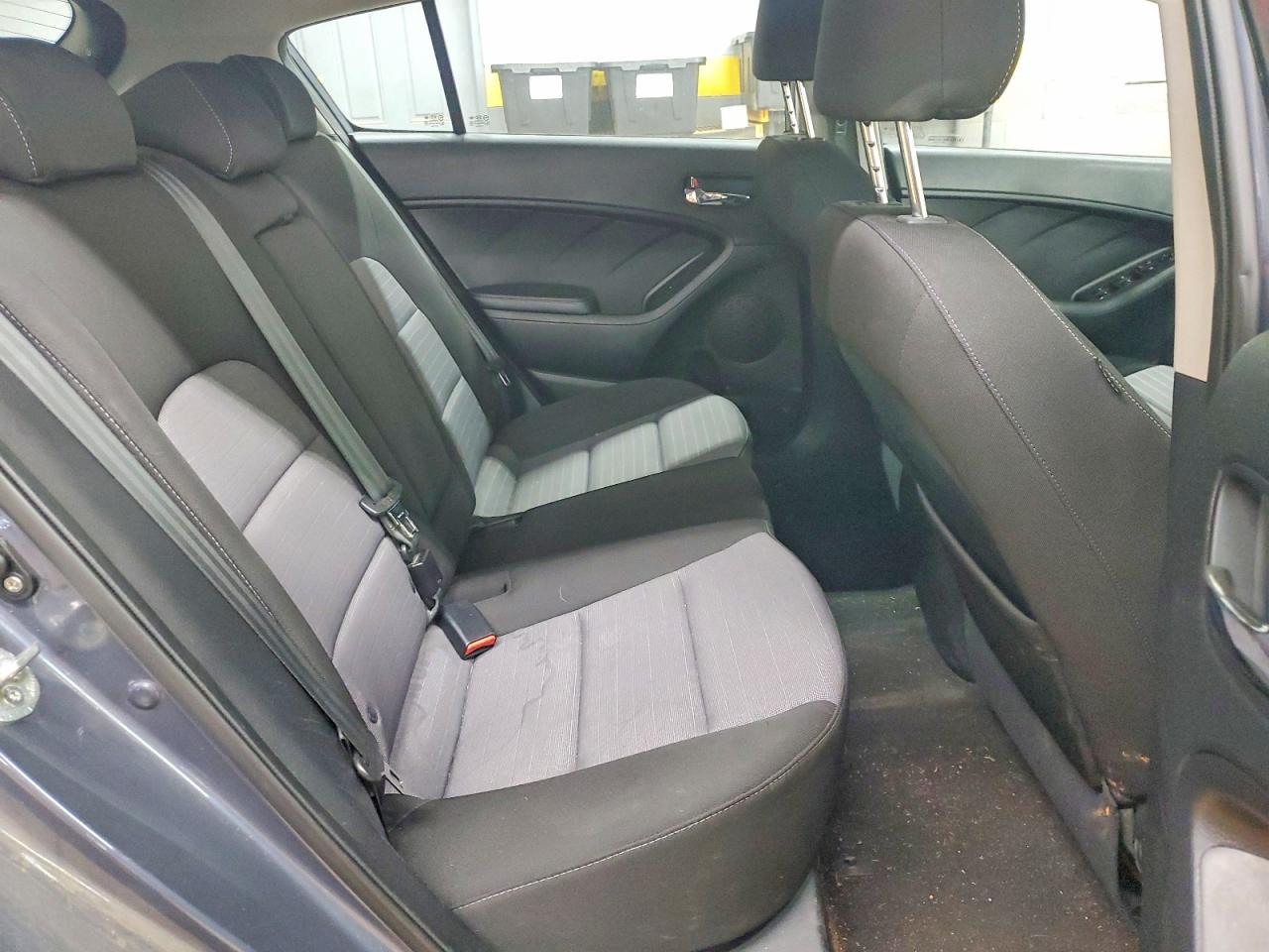 2015 KIA FORTE EX photo 28