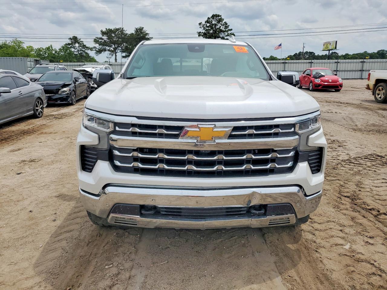 2023 CHEVROLET SILVERADO K1500 LTZ photo 9