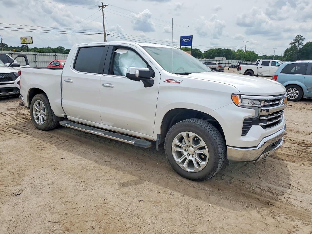 2023 CHEVROLET SILVERADO K1500 LTZ photo 7