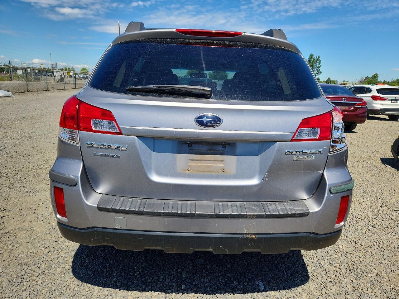 2010 SUBARU OUTBACK 2.5I PREMIUM photo 11