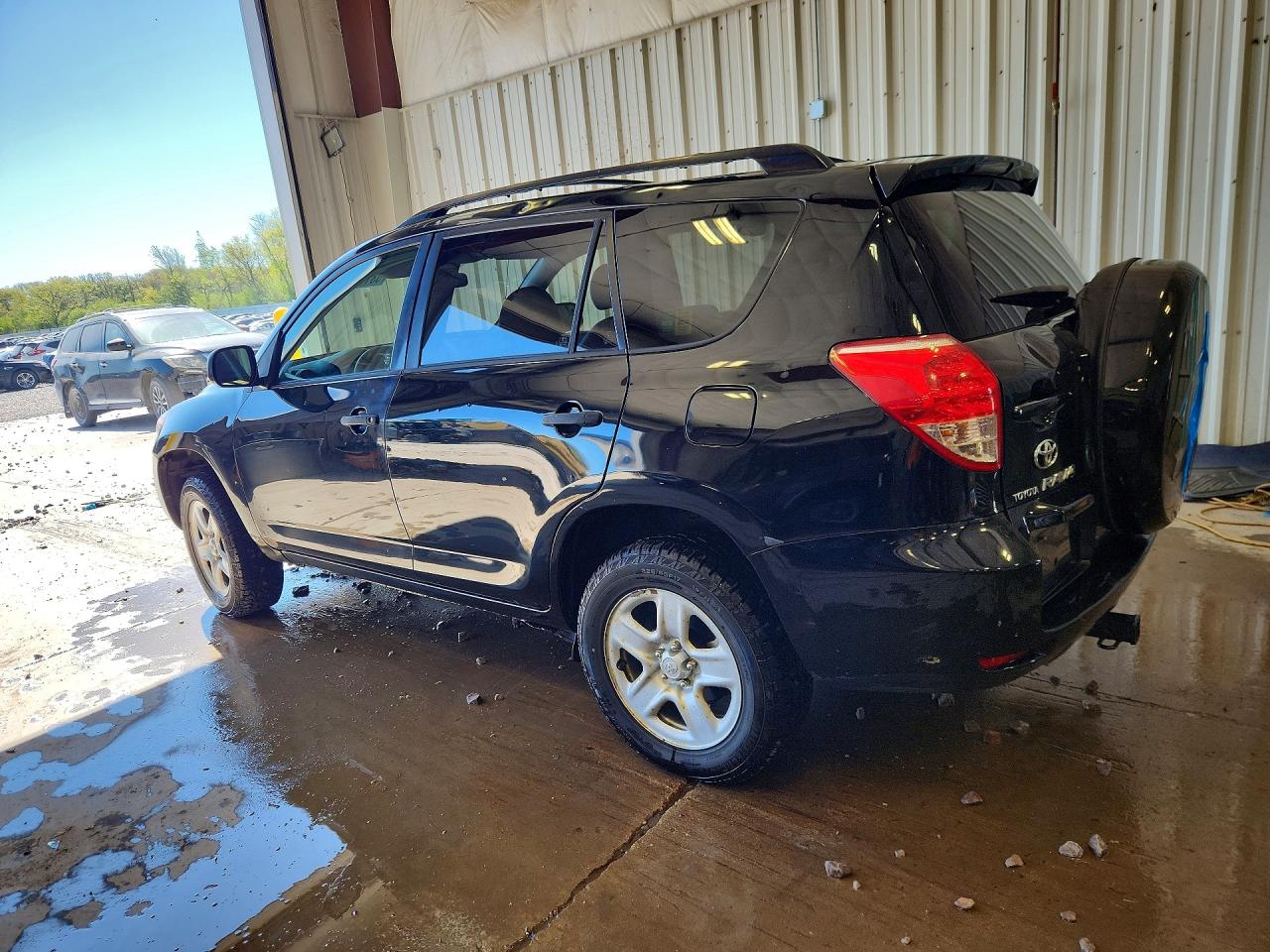 2006 TOYOTA RAV4 BASE photo 2
