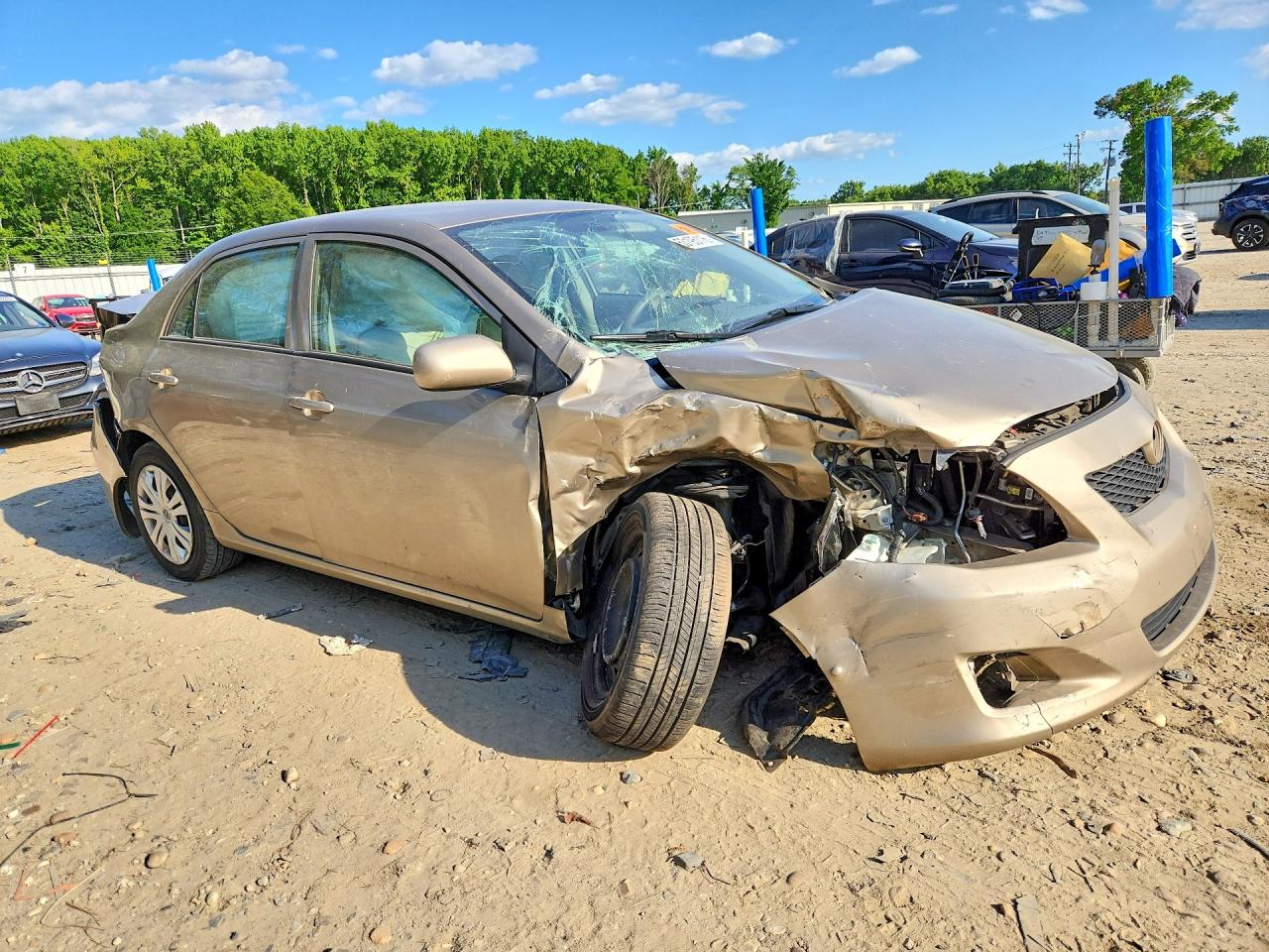 2010 TOYOTA COROLLA LE photo 7