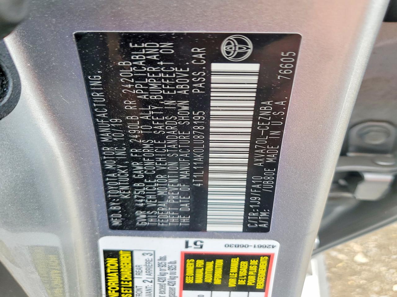 2020 TOYOTA CAMRY LE photo 13