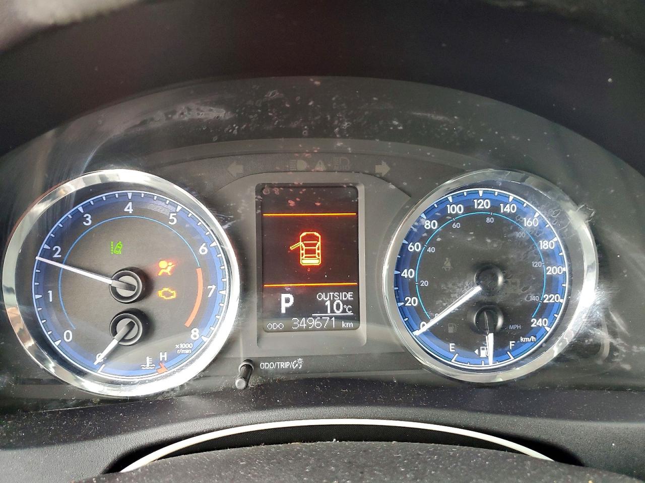 2019 TOYOTA COROLLA L photo 9