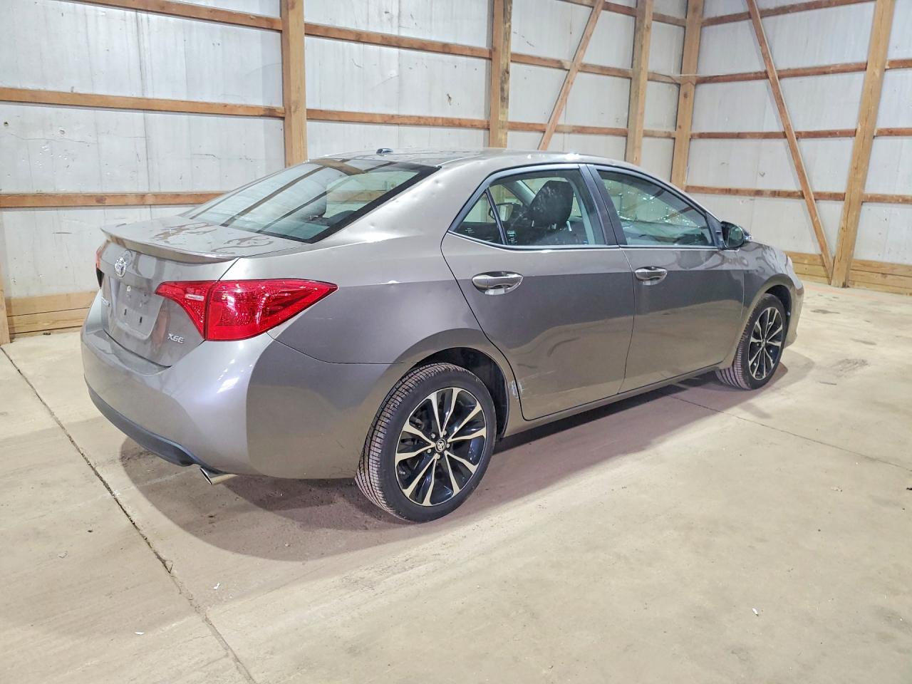 2017 TOYOTA COROLLA XSE photo 7