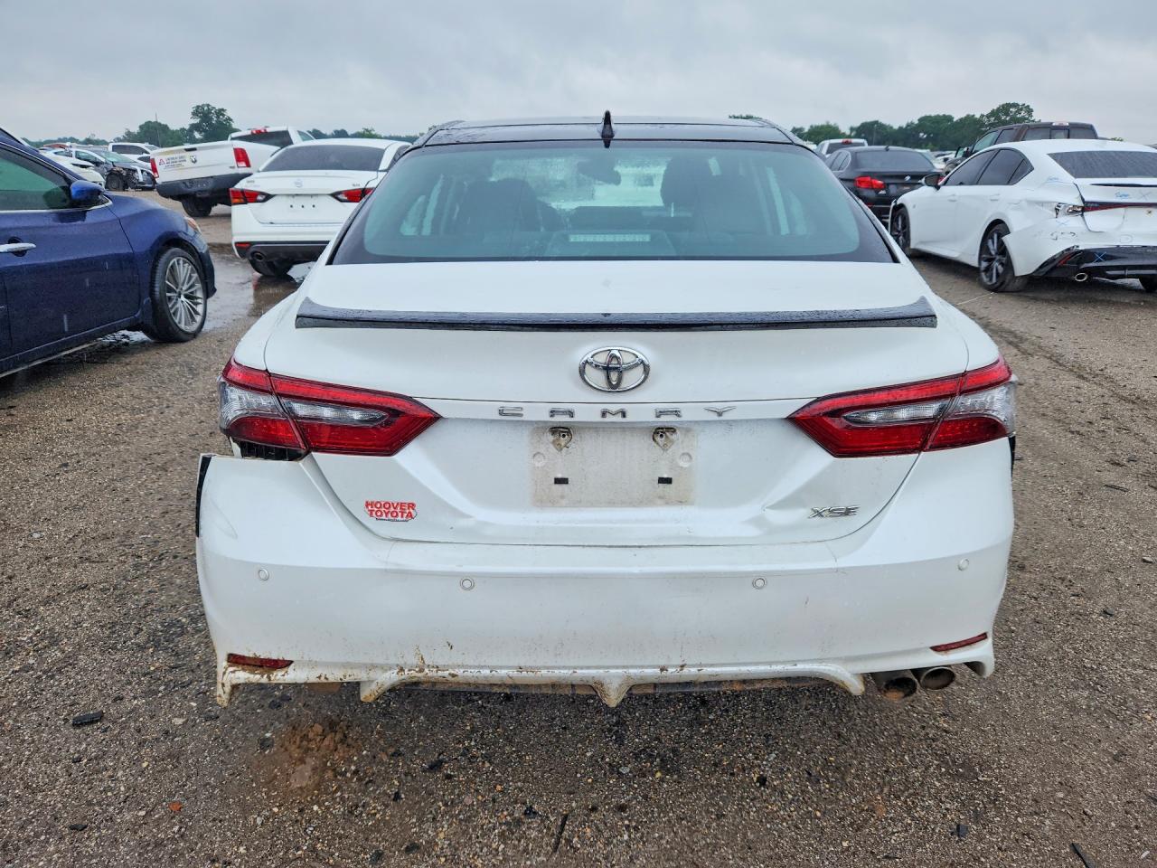 2022 TOYOTA CAMRY XSE photo 11