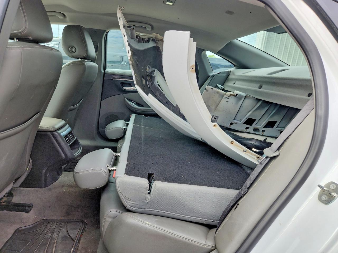 2018 CHEVROLET IMPALA LT photo 28