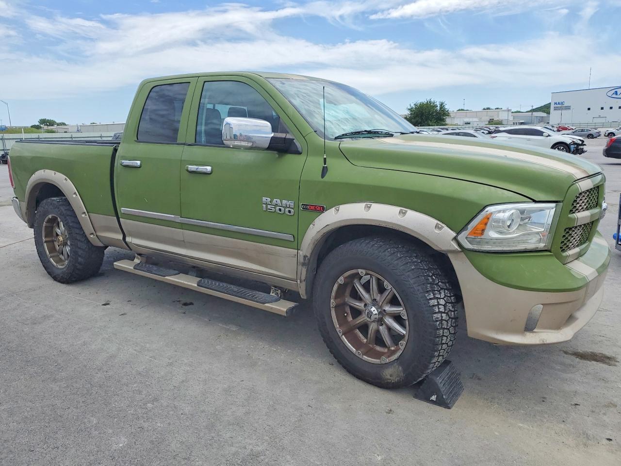 2015 RAM 1500 LARAMIE photo 10