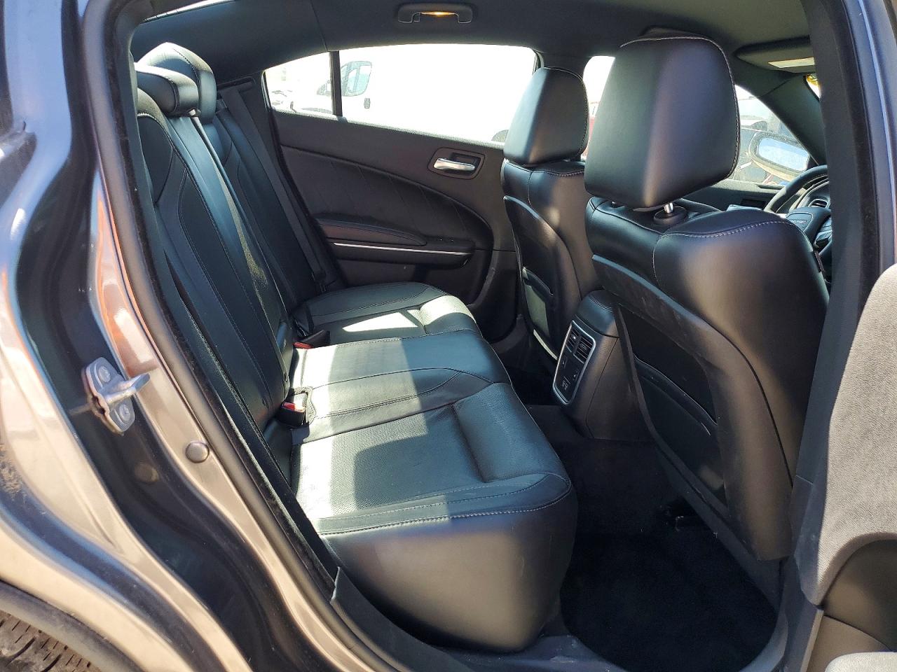 2015 DODGE CHARGER SXT photo 19