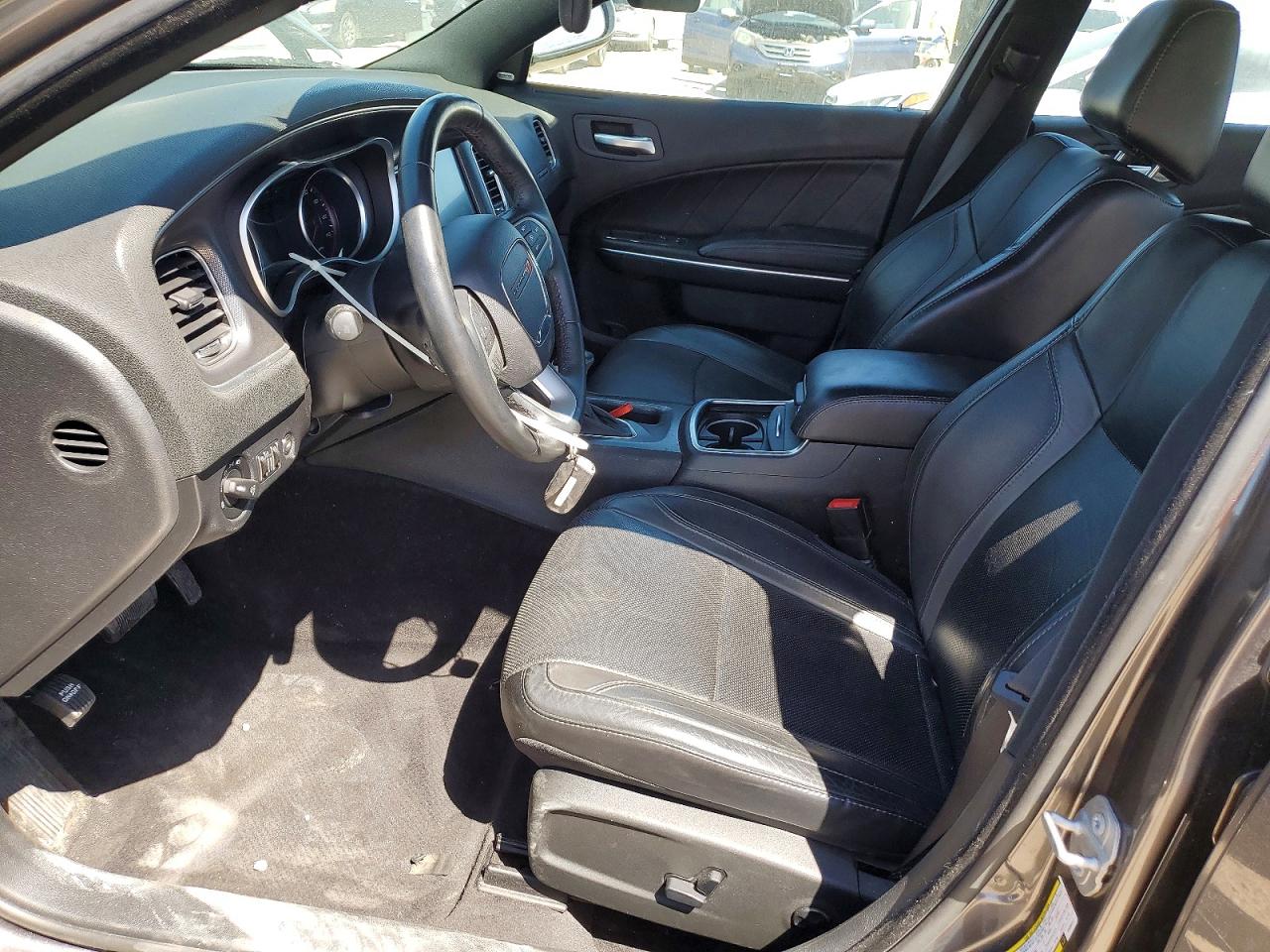 2015 DODGE CHARGER SXT photo 13