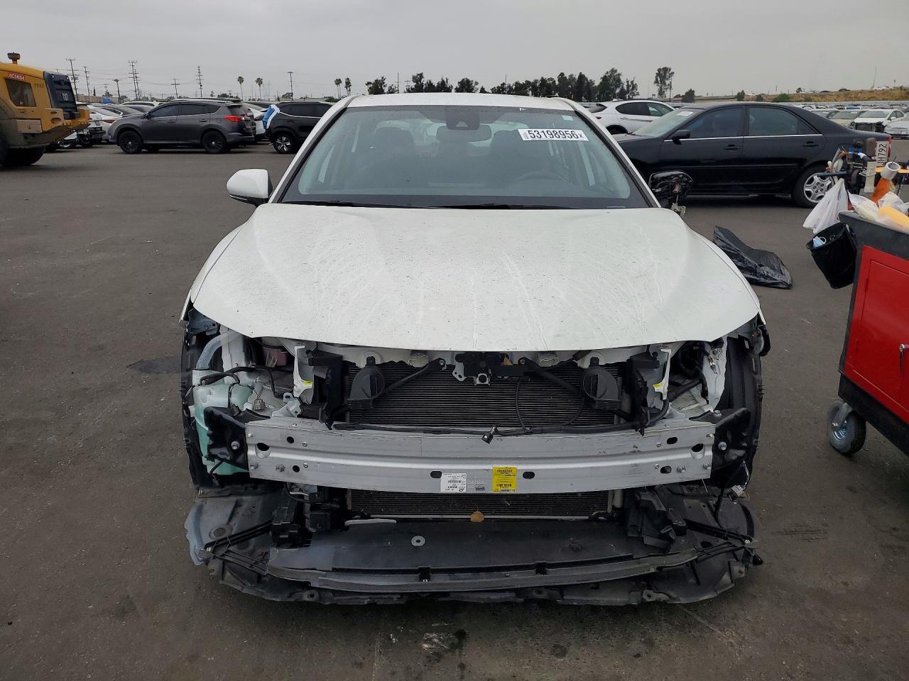 2023 TOYOTA CAMRY SE photo 5