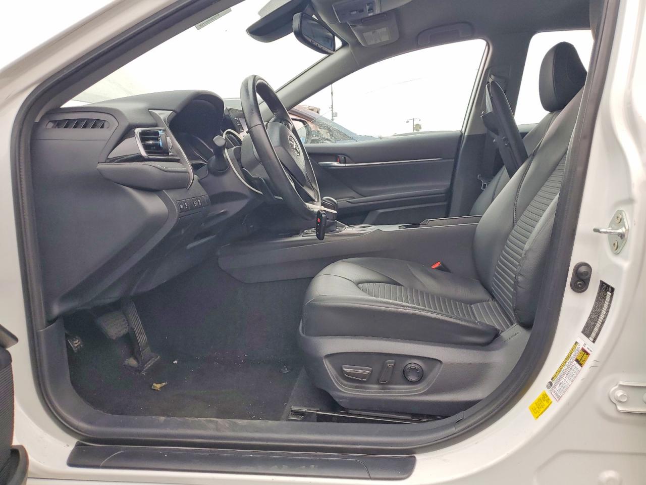 2023 TOYOTA CAMRY SE photo 7