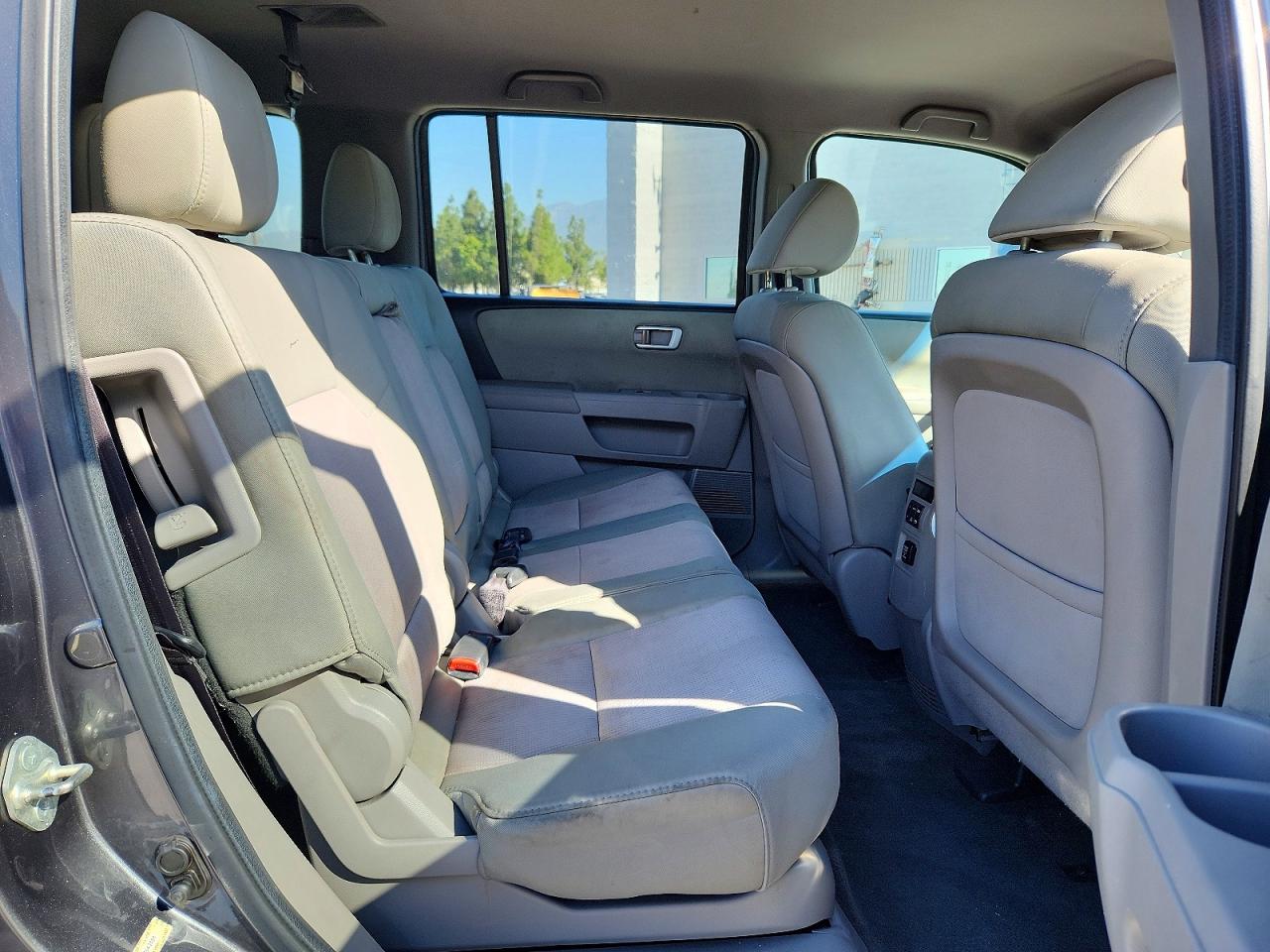2012 HONDA PILOT EX photo 21