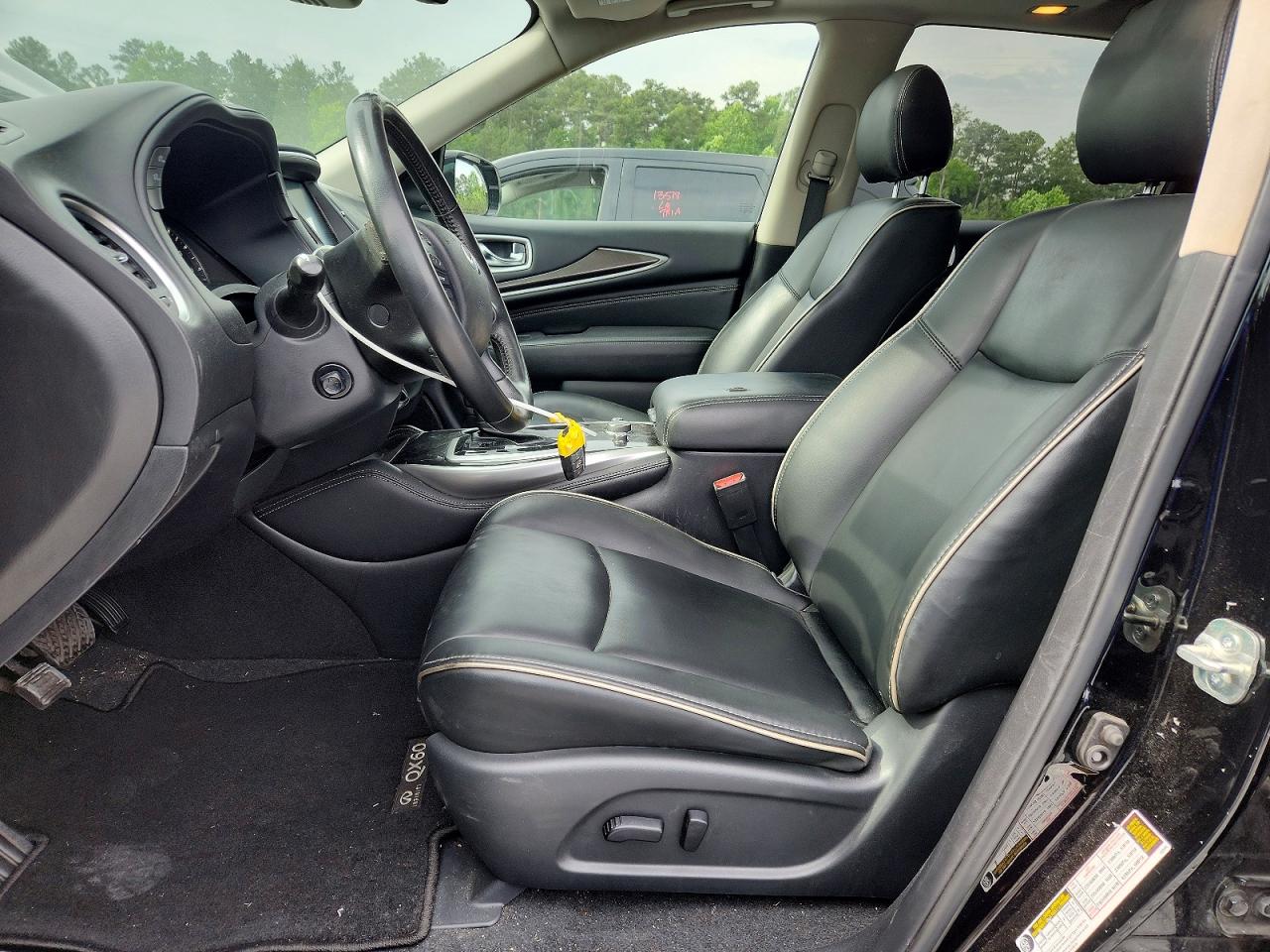 2020 INFINITI QX60 PURE photo 19