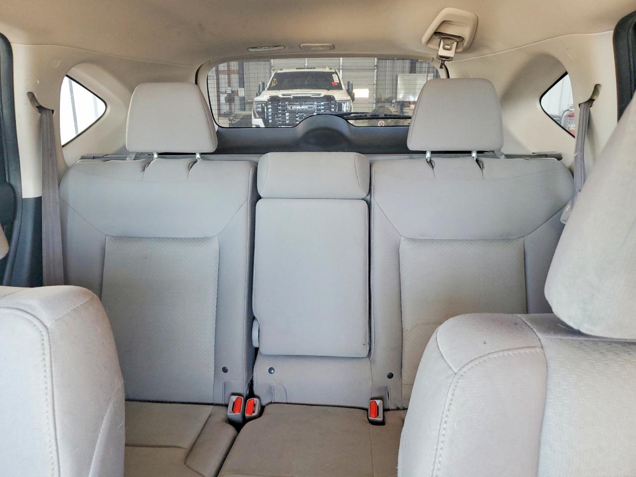 2015 HONDA CR-V LX photo 19