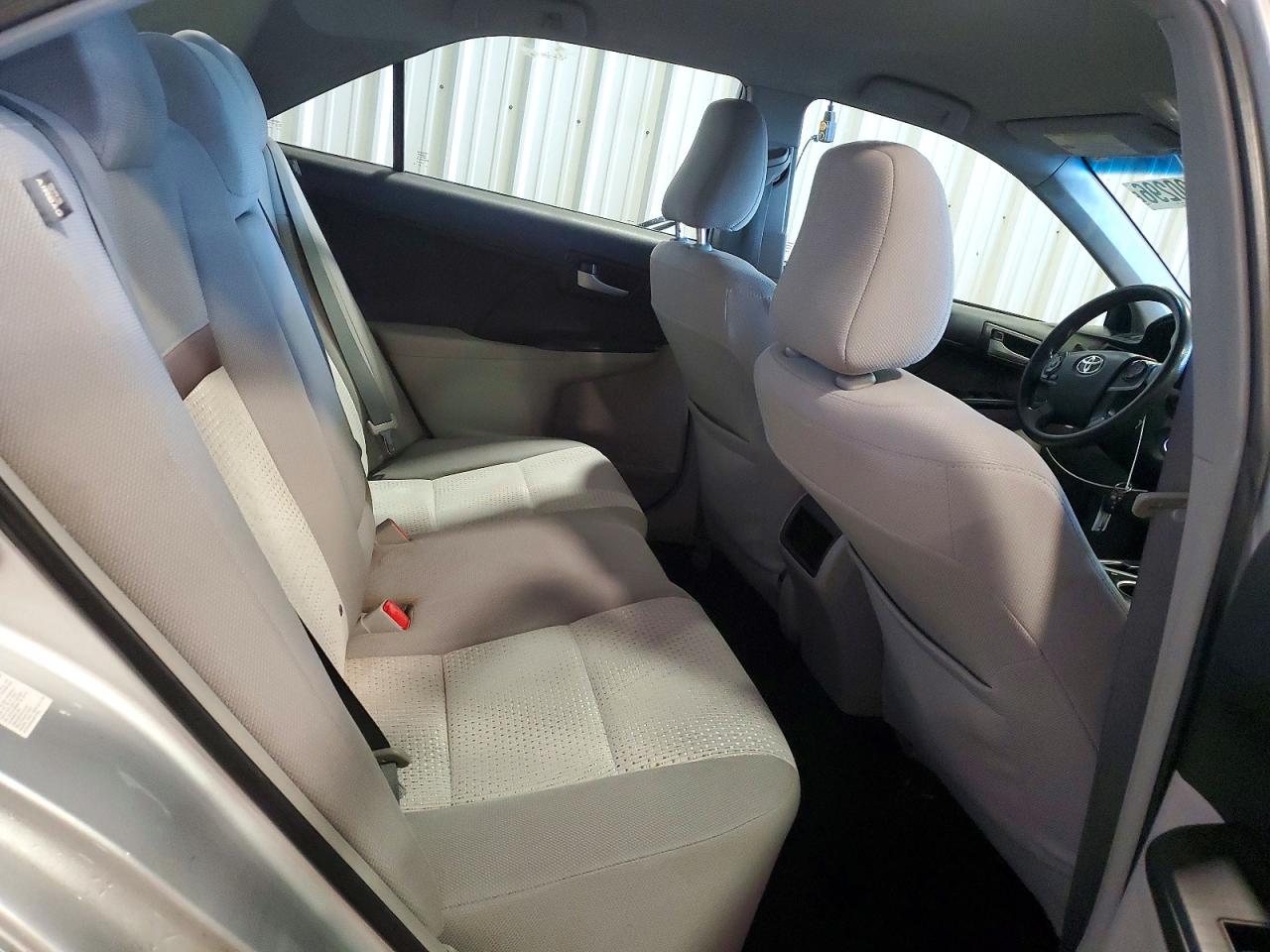 2014 TOYOTA CAMRY LE photo 28