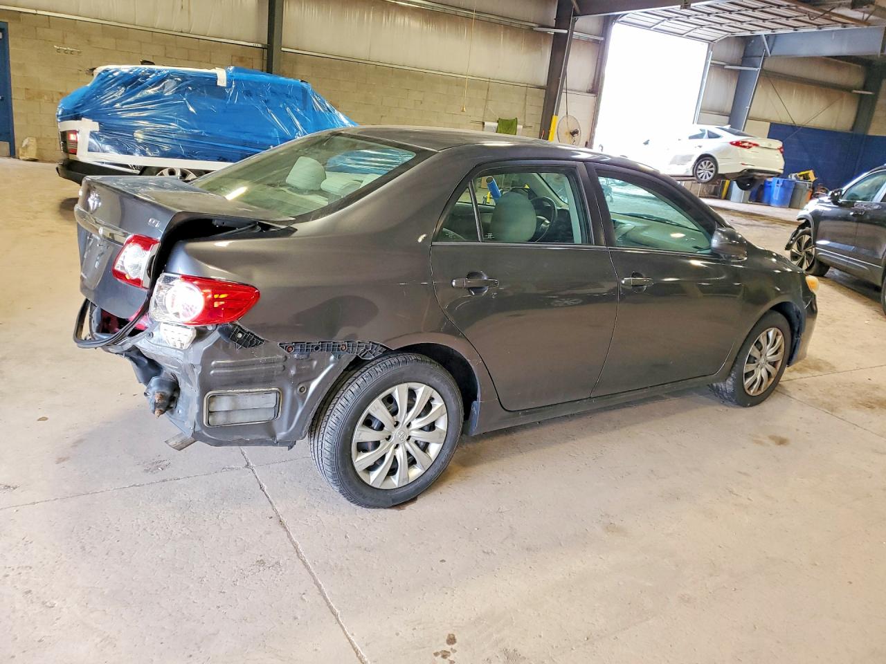 2012 TOYOTA COROLLA LE photo 5