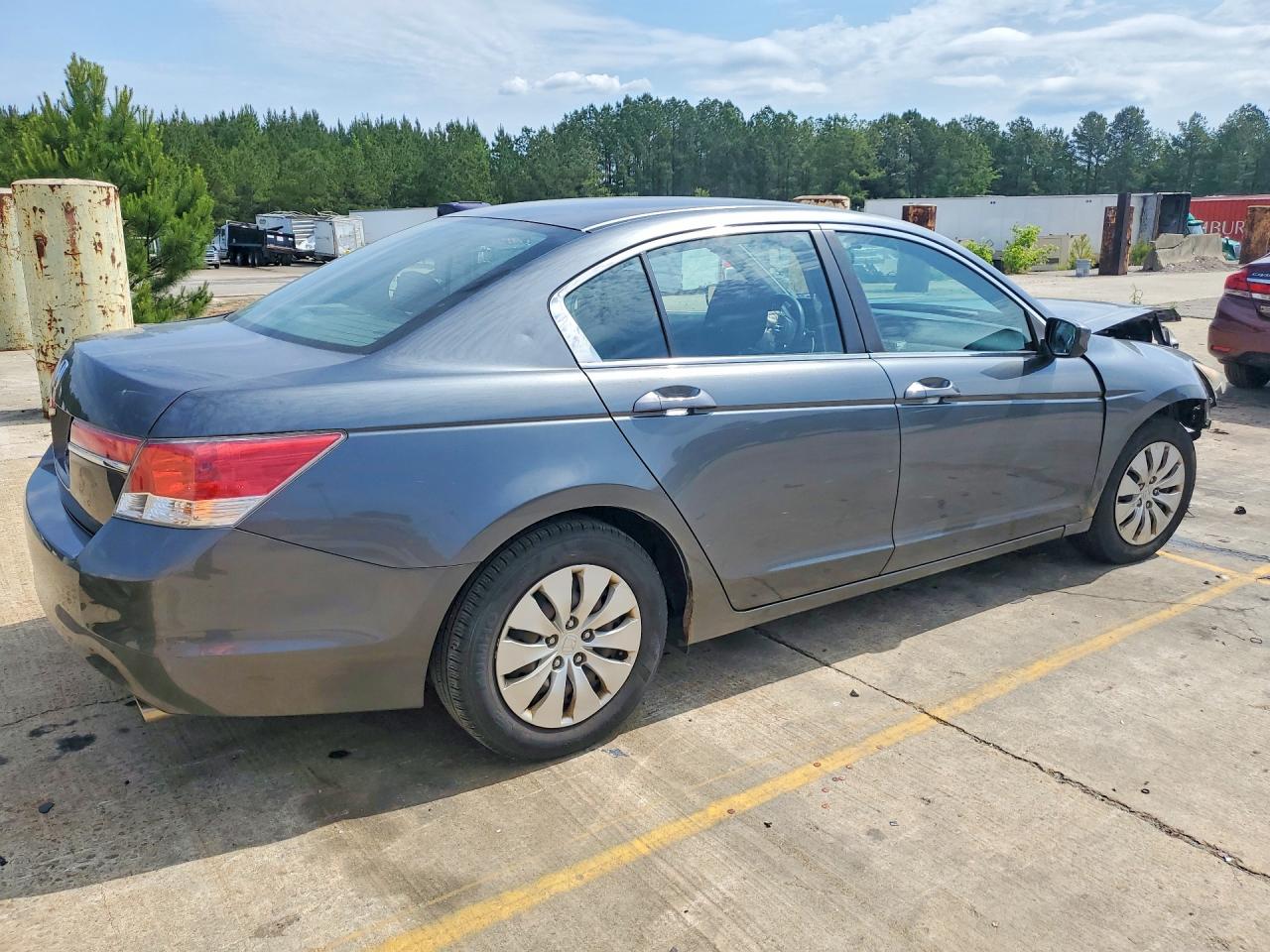 2011 HONDA ACCORD LX photo 5