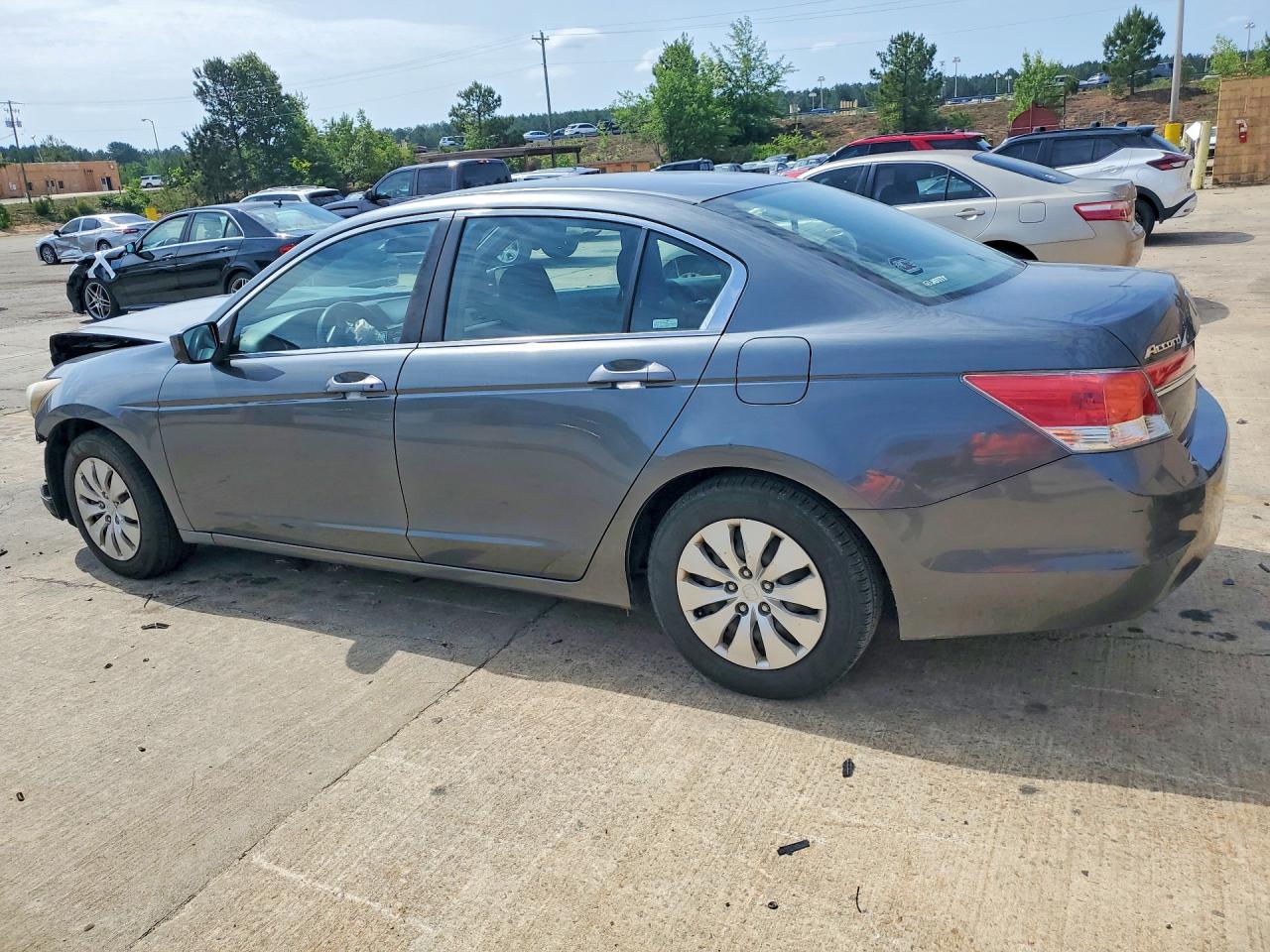 2011 HONDA ACCORD LX photo 3