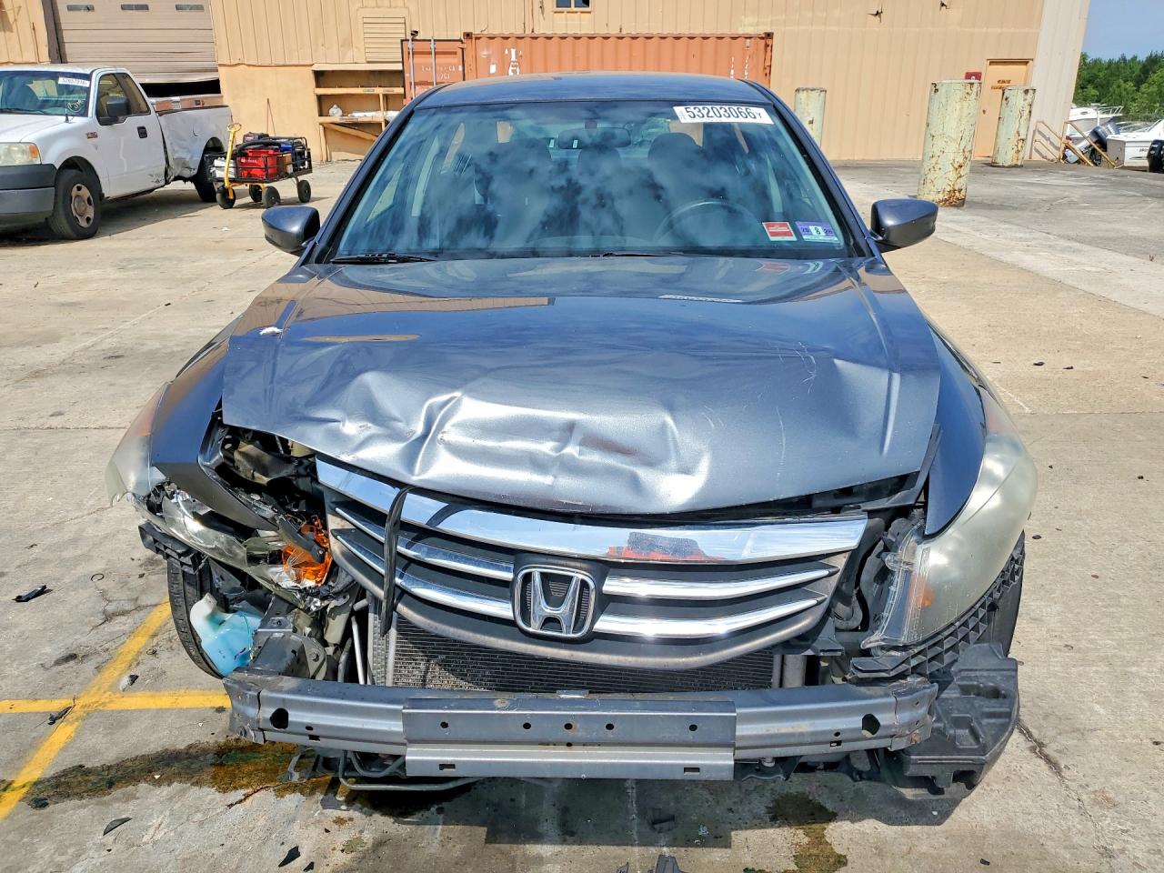 2011 HONDA ACCORD LX photo 9