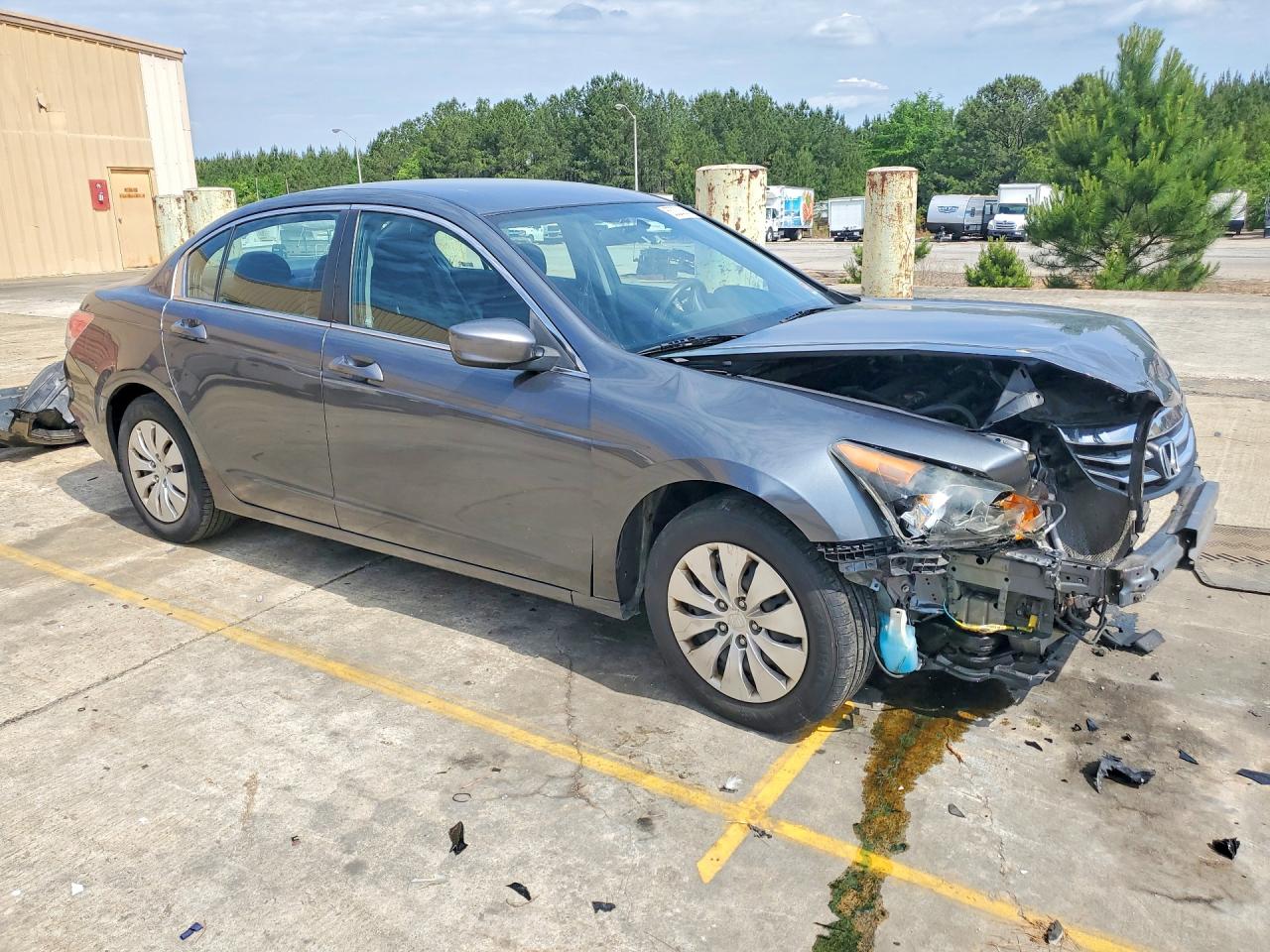 2011 HONDA ACCORD LX photo 7