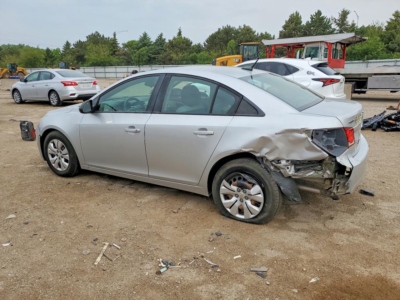2013 CHEVROLET CRUZE LS photo 3