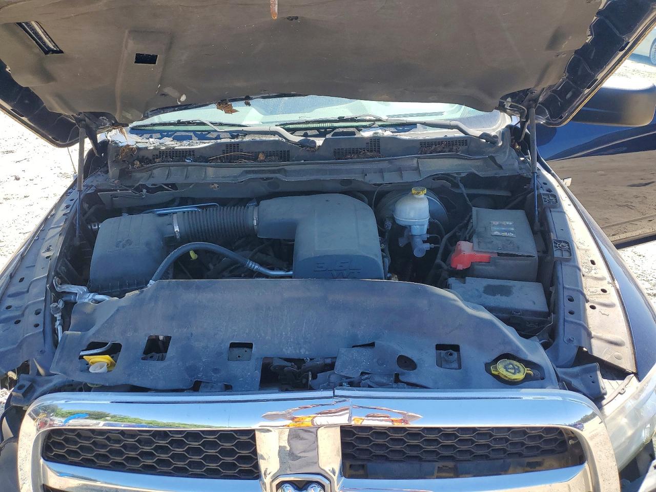 2013 RAM 1500 ST photo 31
