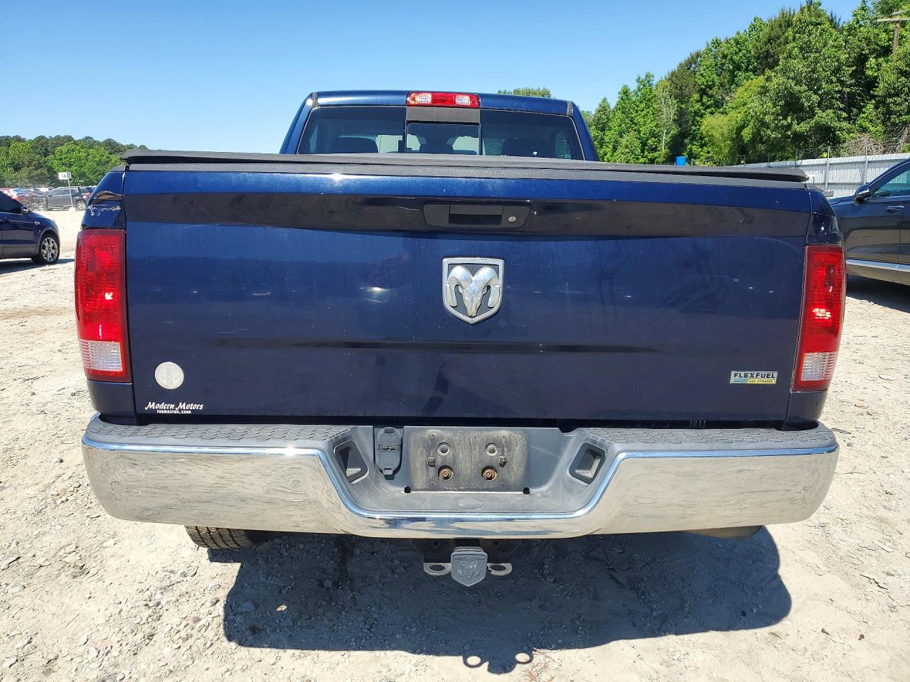 2013 RAM 1500 ST photo 16