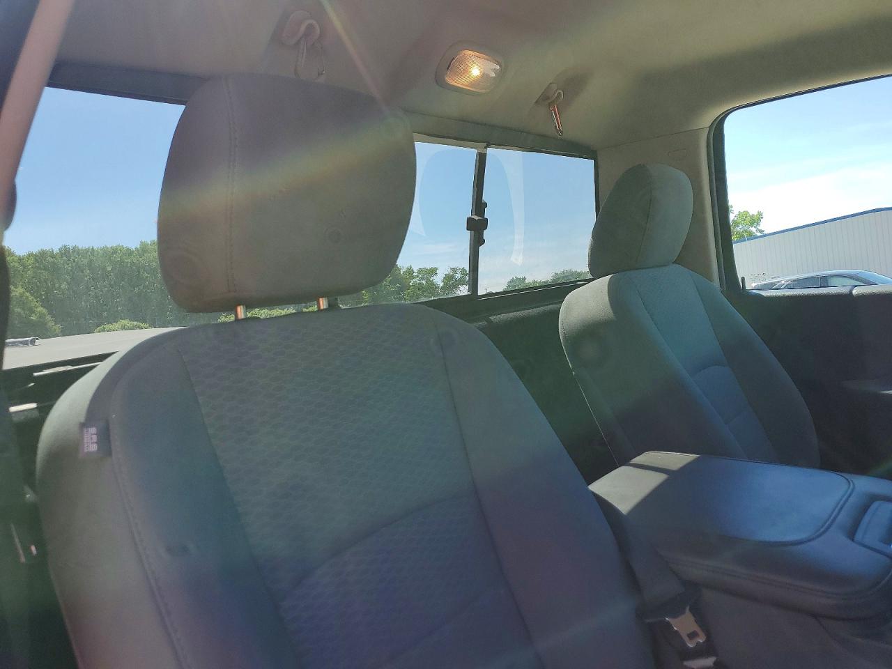 2013 RAM 1500 ST photo 28