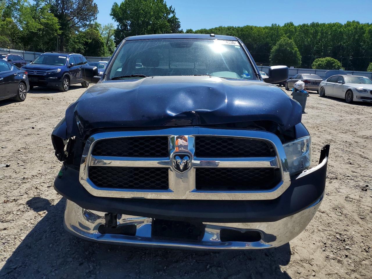 2013 RAM 1500 ST photo 13