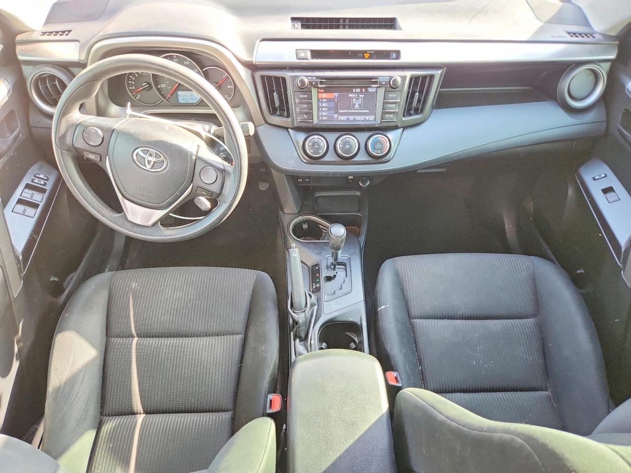2016 TOYOTA RAV4 LE photo 22