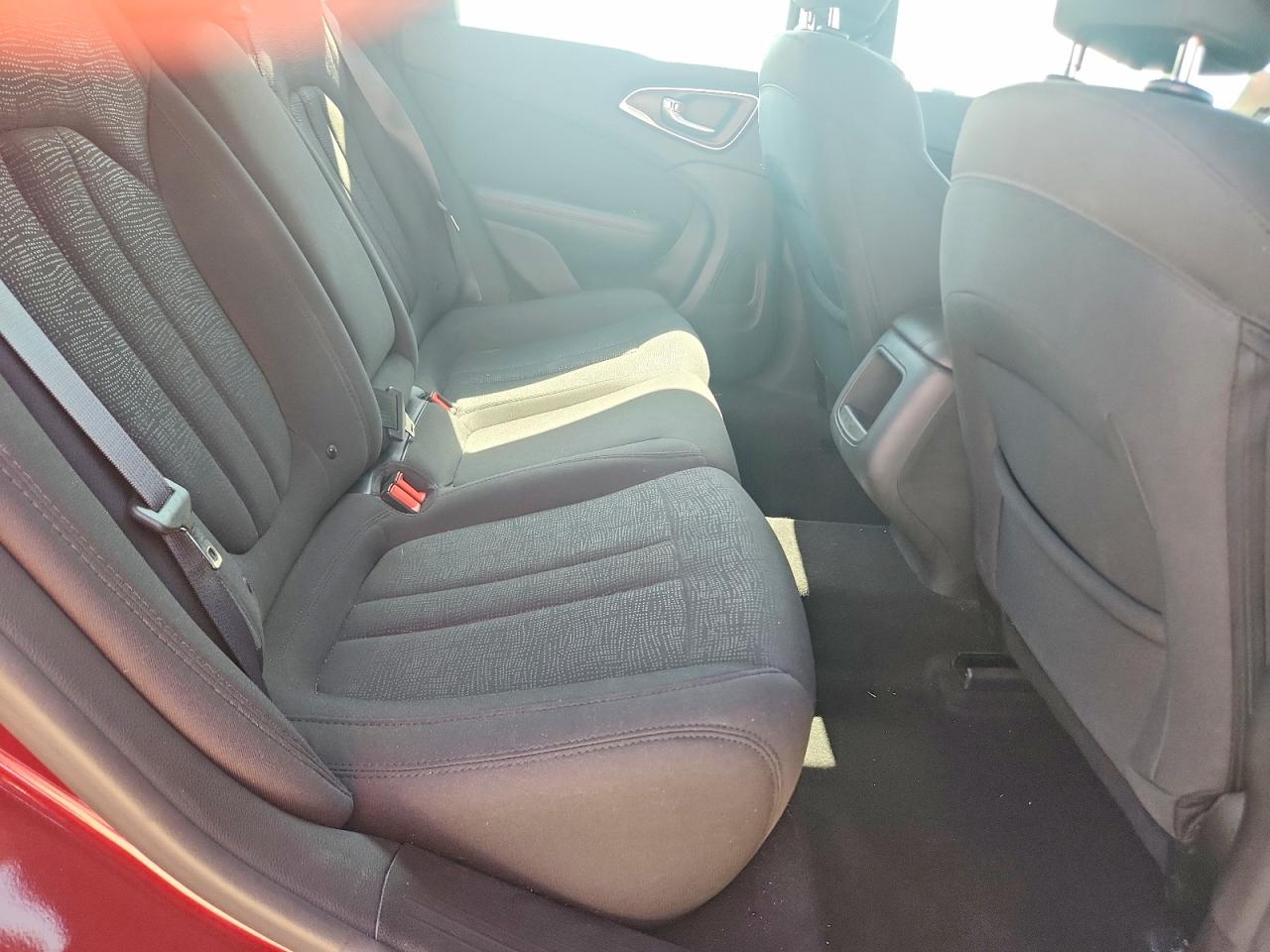 2016 CHRYSLER 200 LIMITED photo 19