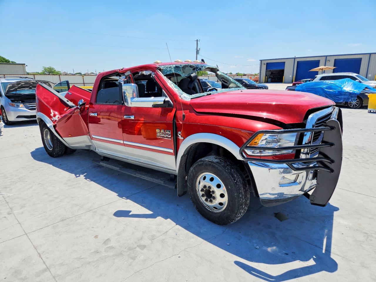 2018 RAM 3500 SLT photo 4