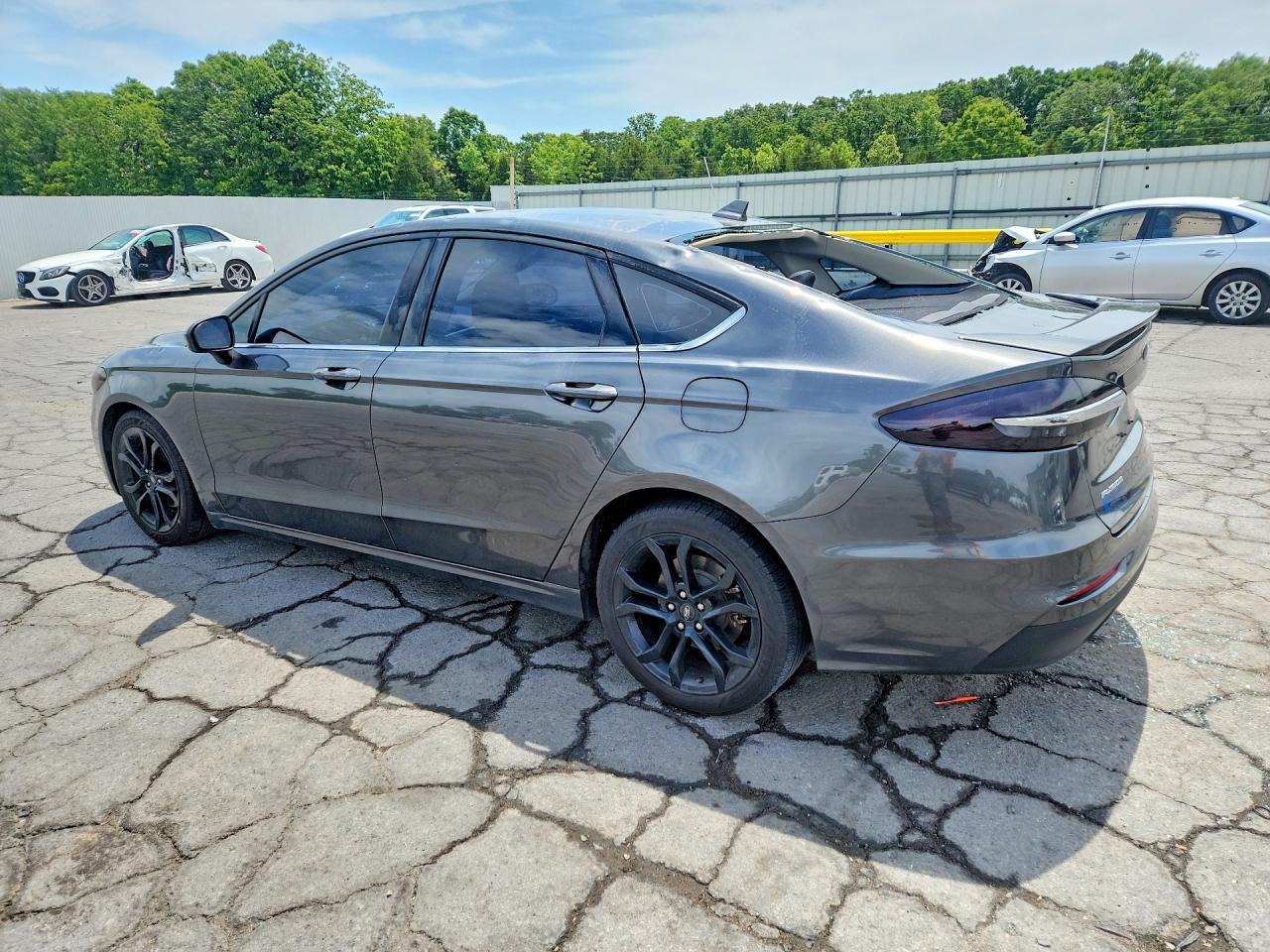 2020 FORD FUSION SE photo 3