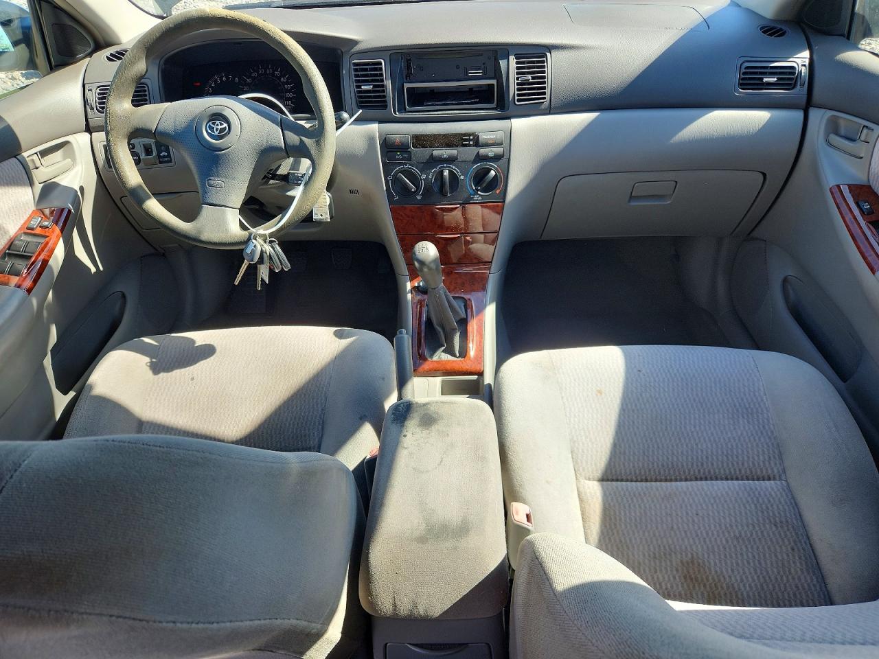 2006 TOYOTA COROLLA LE photo 15