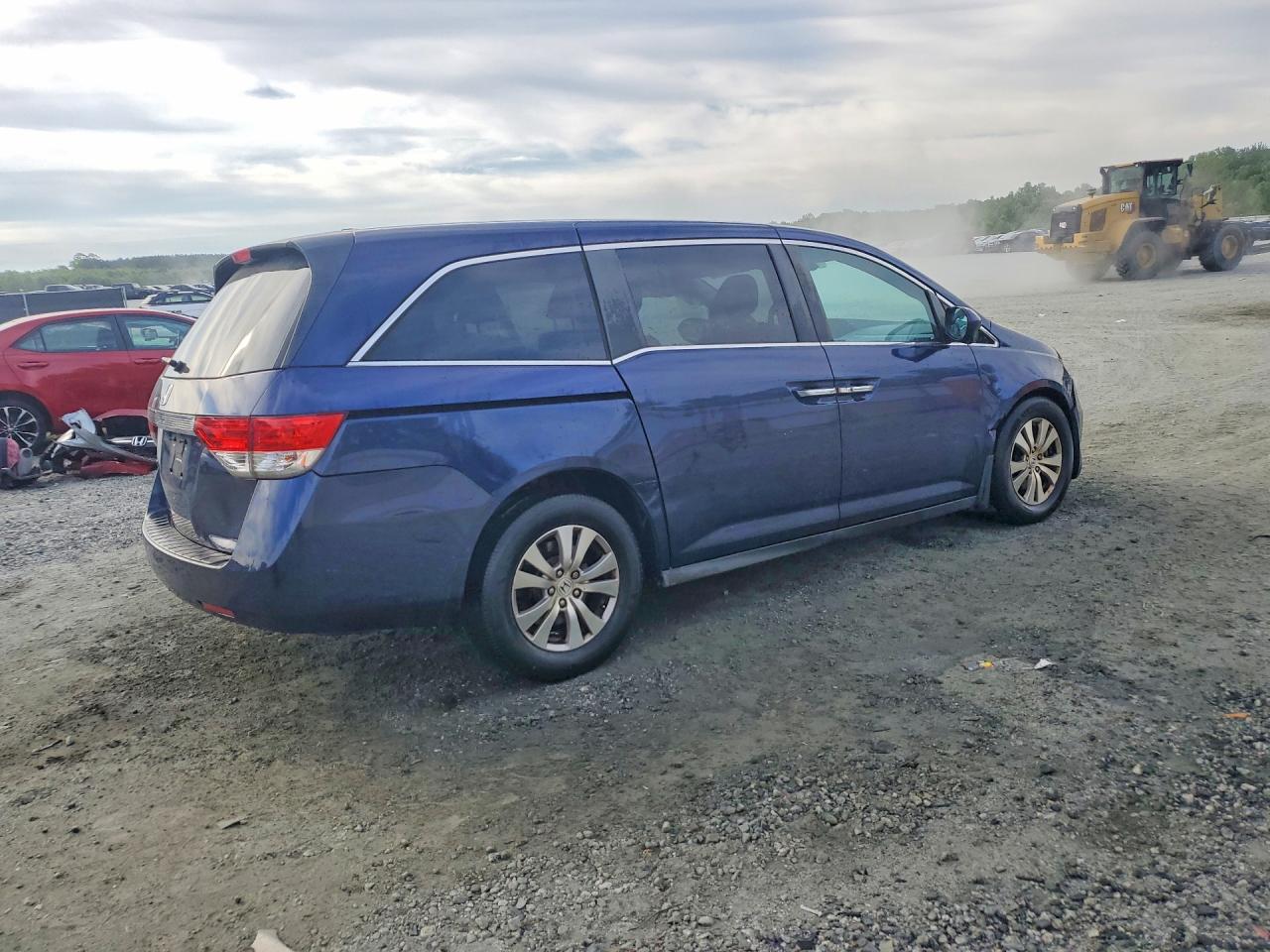 2016 HONDA ODYSSEY EXL photo 5