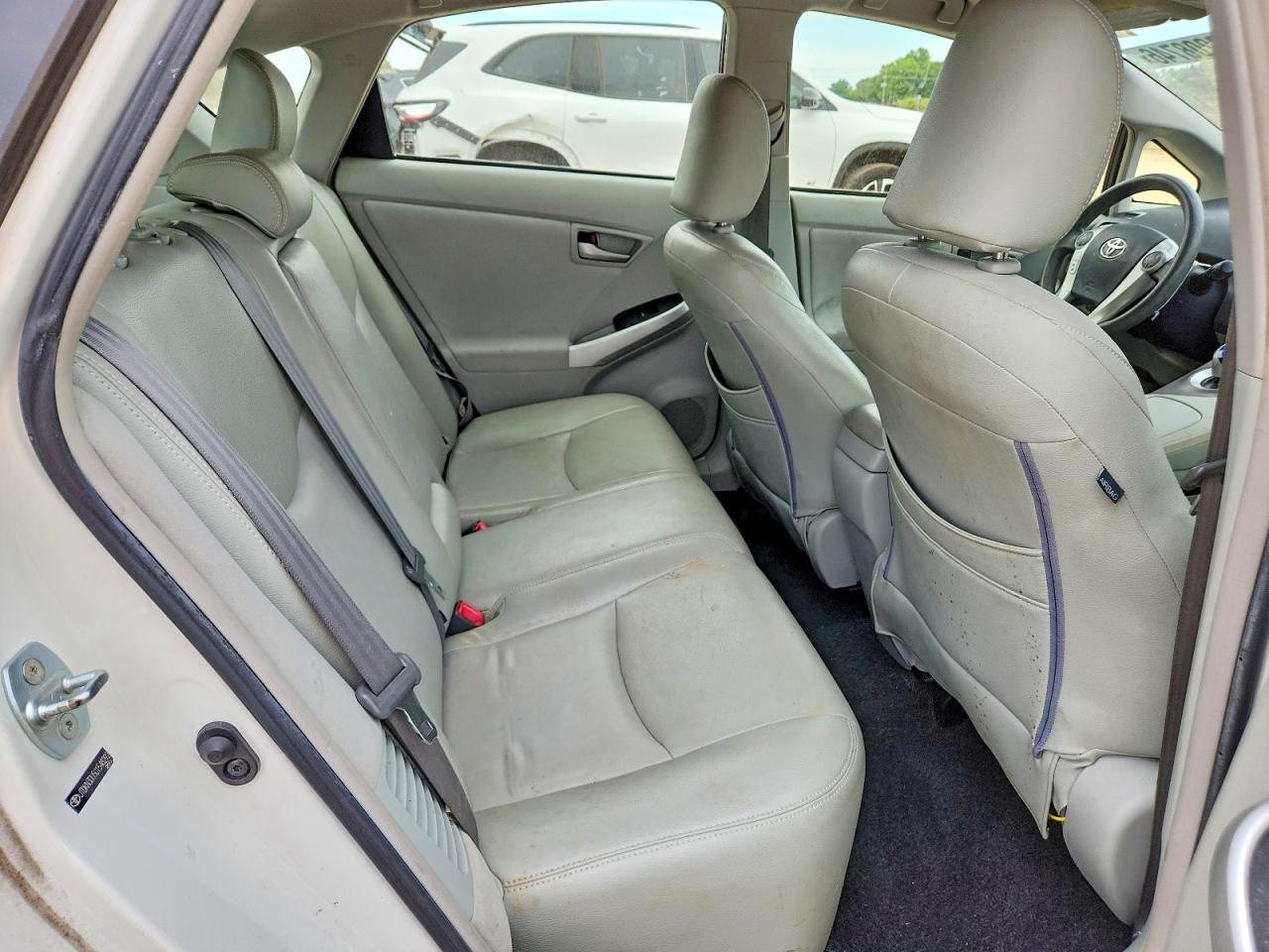 2012 TOYOTA PRIUS TWO photo 21