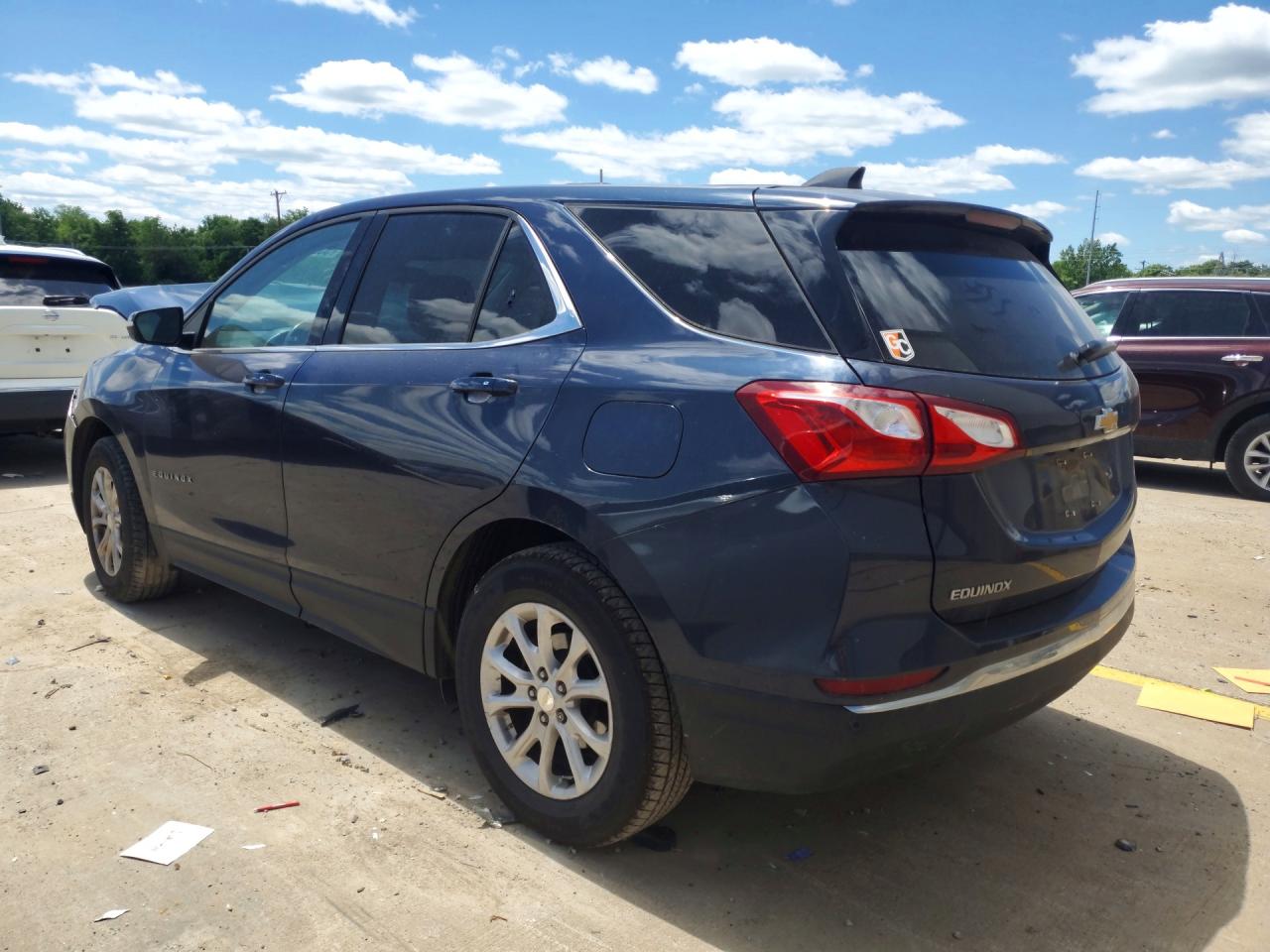 2019 CHEVROLET EQUINOX LT photo 2