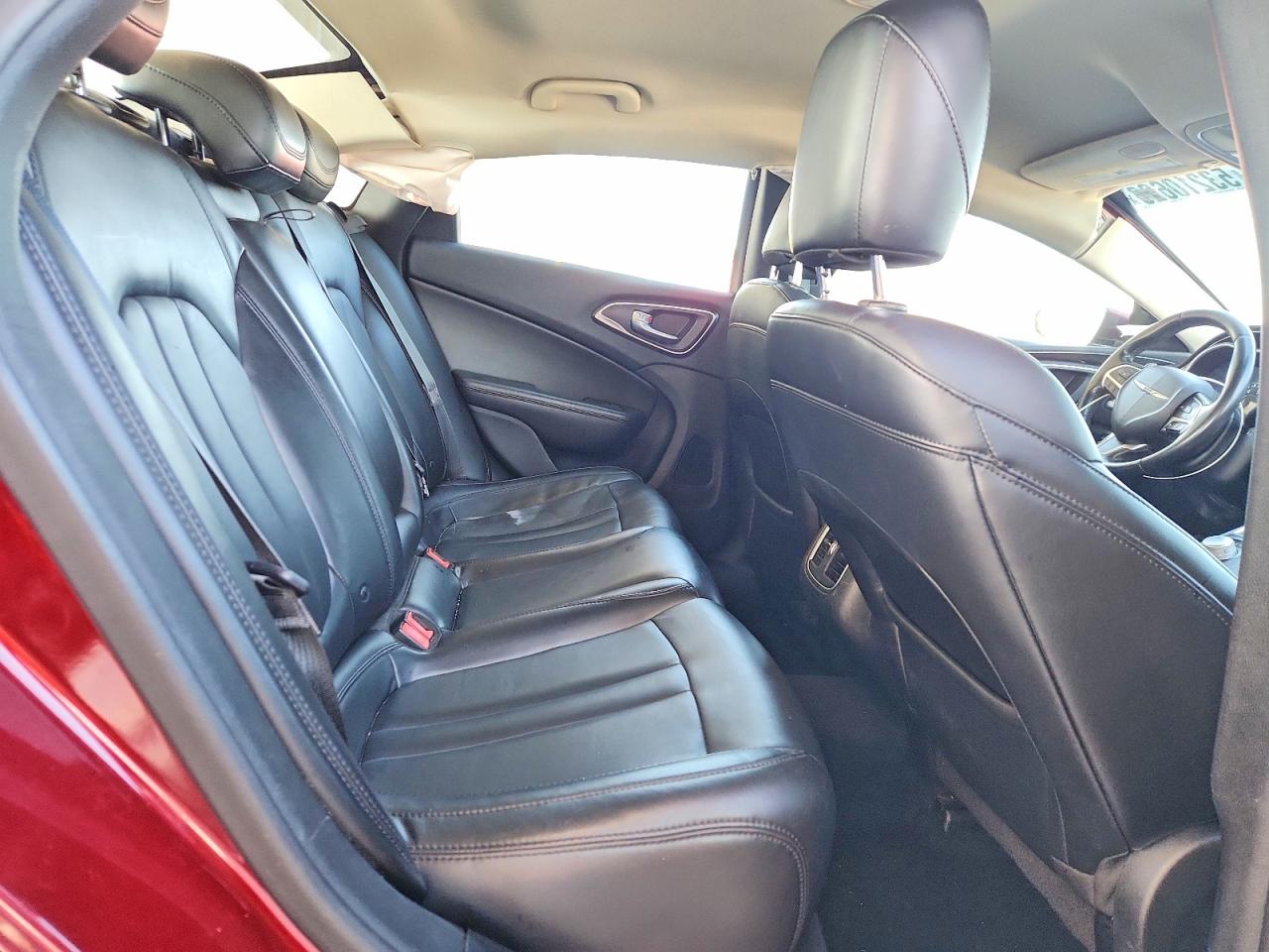 2015 CHRYSLER 200 C photo 19