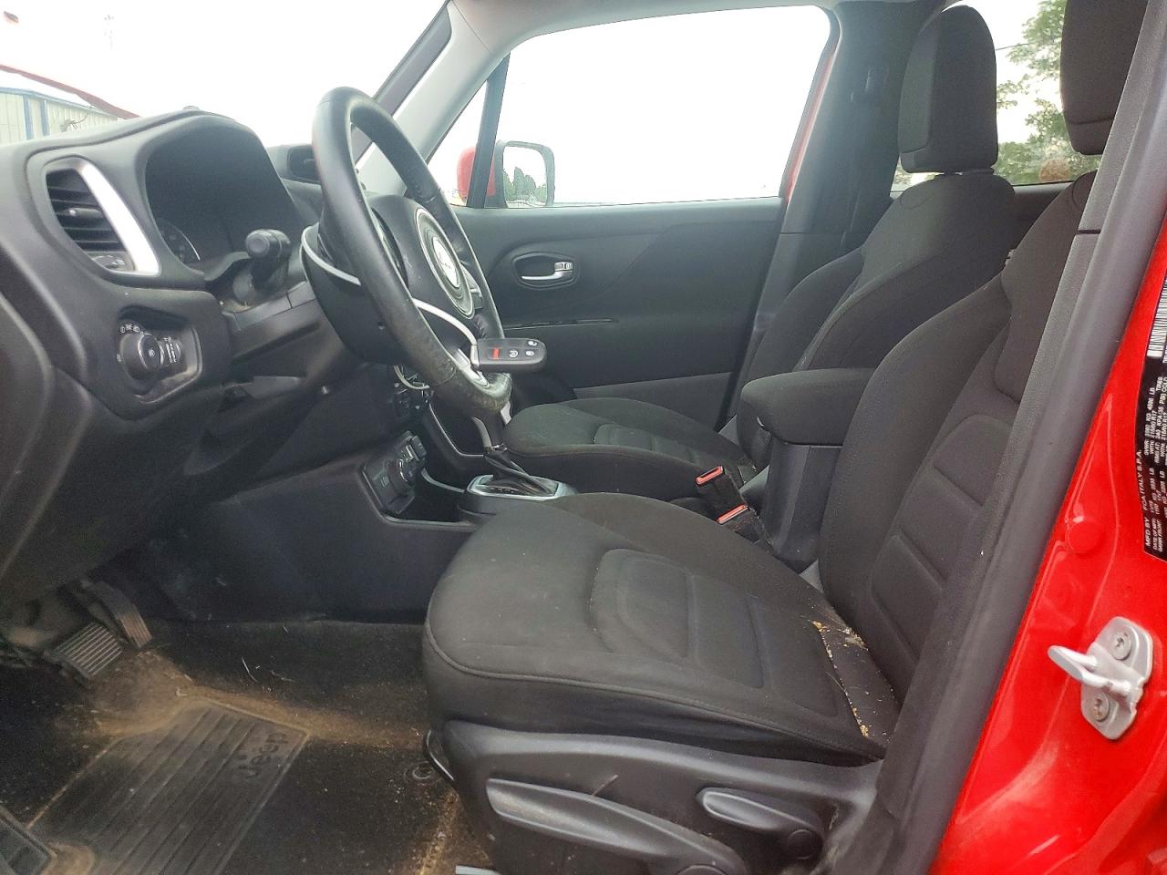 2020 JEEP RENEGADE LATITUDE photo 13
