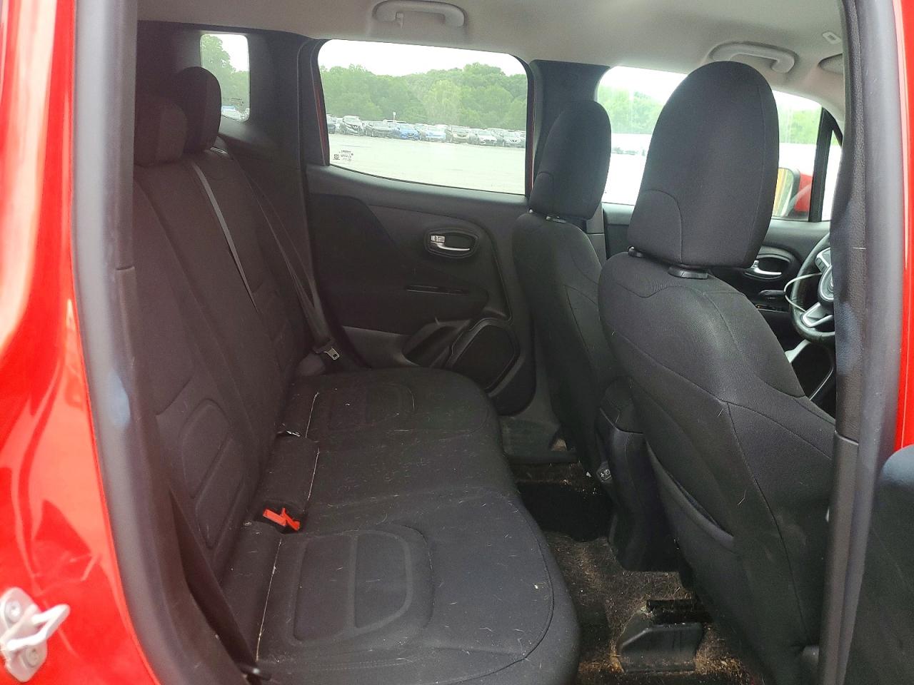 2020 JEEP RENEGADE LATITUDE photo 19