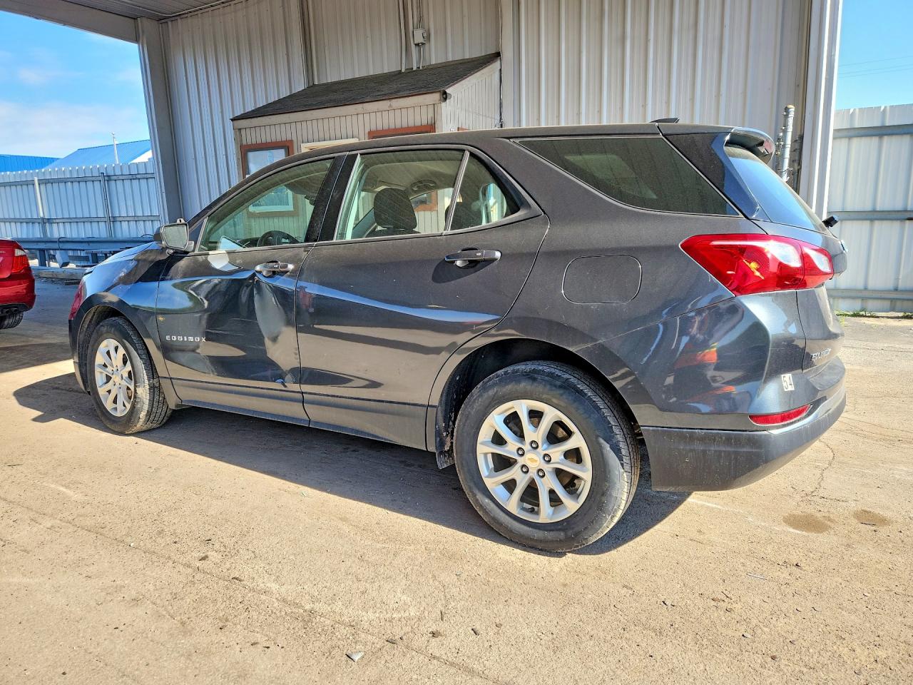 2018 CHEVROLET EQUINOX LS photo 3